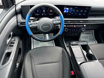 2025 Hyundai Tucson Hybrid — photo 17 view