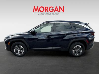 2025 Hyundai Tucson Hybrid — engine compartment view