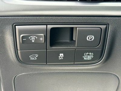 2025 Hyundai Tucson Hybrid — photo 35 view