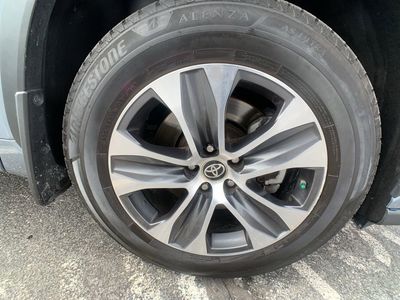 2022 Toyota Highlander XLE - Photo 32