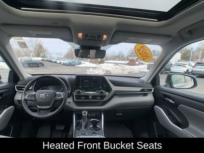 2022 Toyota Highlander XLE - Photo 25