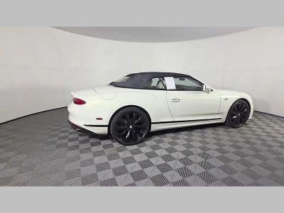 2025 Bentley Continental GT — photo 38 view