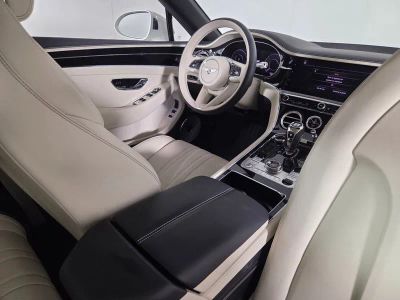 2025 Bentley Continental GT — photo 30 view