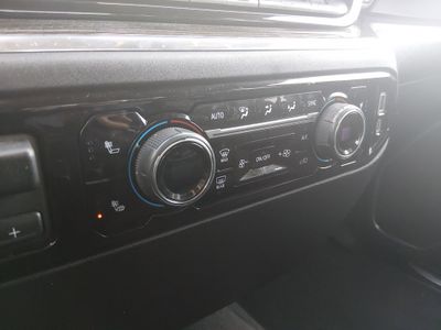 2025 Chevrolet Silverado 1500 — photo 19 view