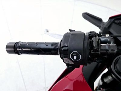 2025 Honda CBR500R - Photo 14