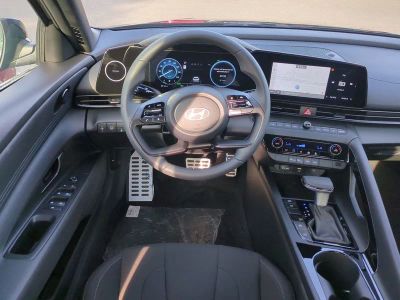 2026 Hyundai ELANTRA HYBRID — photo 17 view