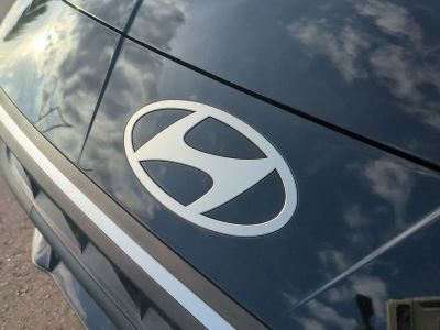 2026 Hyundai ELANTRA HYBRID — photo 13 view