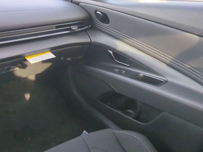 2026 Hyundai ELANTRA HYBRID — photo 18 view