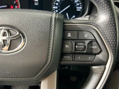 2025 Toyota Tundra — photo 17 view