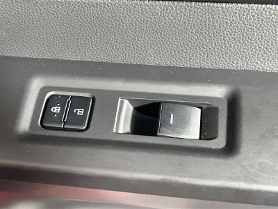 2025 Toyota Tundra — photo 28 view