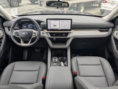 2026 Ford Explorer — photo 15 view