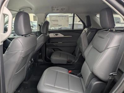2026 Ford Explorer — photo 14 view