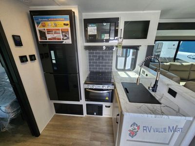 2026 Forest River RV Solaire - Photo 11