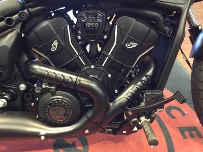 2025 Indian Motorcycle Scout Bobber Limited +Tech Black Smoke - Photo 12