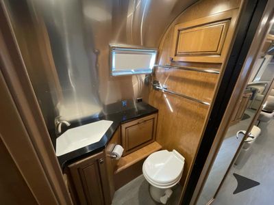 2019 Airstream Classic - Photo 34