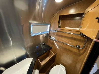 2019 Airstream Classic - Photo 36