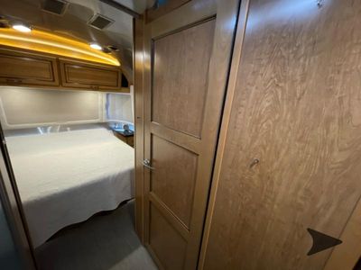 2019 Airstream Classic - Photo 33