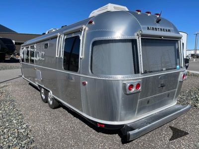 2019 Airstream Classic - Photo 5