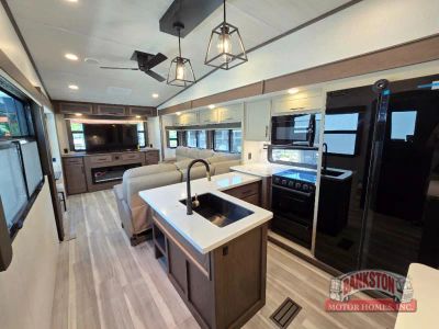 2026 Cougar 320RDS — photo 7 view