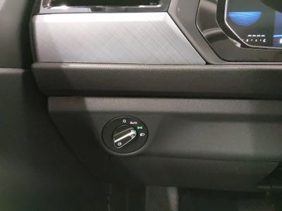 2024 Volkswagen Jetta — photo 13 view