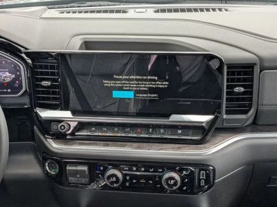 2026 Chevrolet Silverado 1500 — photo 18 view