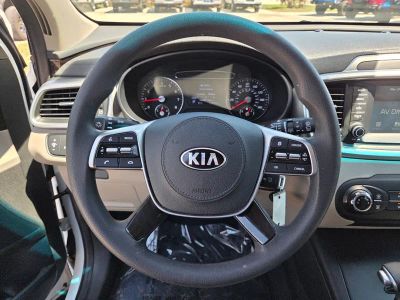 2020 Kia Sorento — photo 28 view