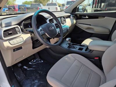 2020 Kia Sorento — photo 25 view