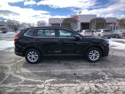 2024 Honda CR-V LX - Photo 3