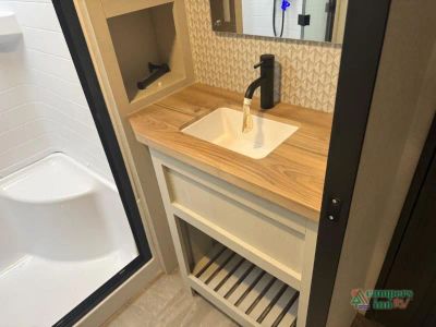 2027 Coachmen RV Chaparral — photo 27 view