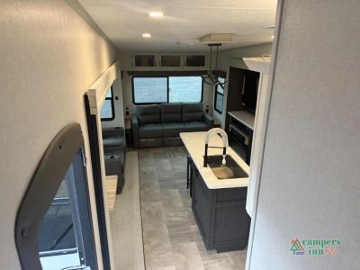 2027 Coachmen RV Chaparral — photo 39 view