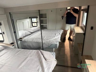 2027 Coachmen RV Chaparral — photo 38 view