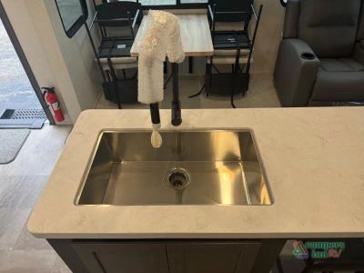 2027 Coachmen RV Chaparral — photo 19 view