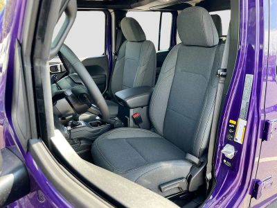 2026 Jeep Gladiator — photo 20 view