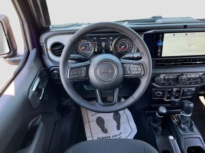 2026 Jeep Gladiator — photo 21 view