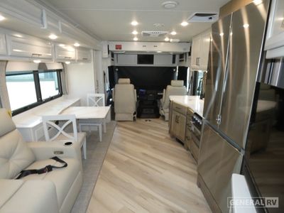 2026 Fleetwood Bounder - Photo 6