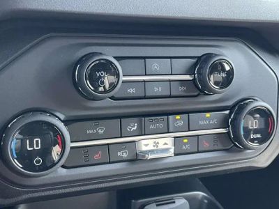 2026 Ford Bronco — photo 18 view