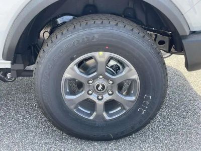 2026 Ford Bronco — photo 8 view