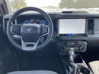 2026 Ford Bronco — photo 10 view