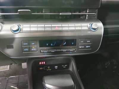 2024 Hyundai Kona - Photo 17