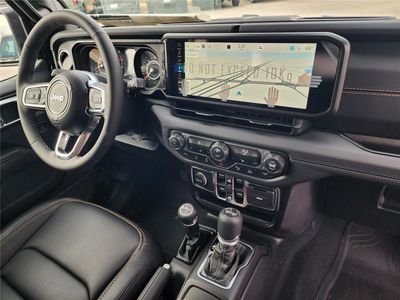 2026 2026 Jeep Wrangler - Photo 9