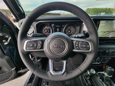 2026 2026 Jeep Wrangler - Photo 11