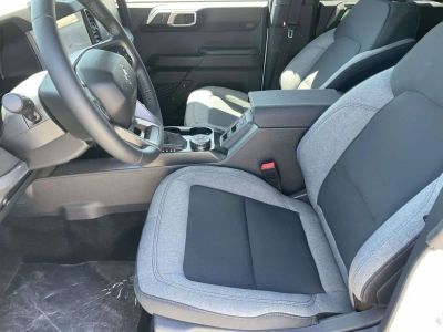 2026 Ford Bronco - Photo 13