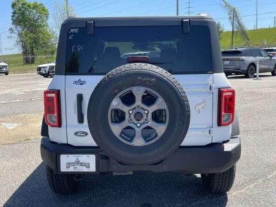2026 Ford Bronco - Photo 4