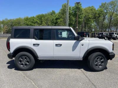 2026 Ford Bronco - Photo 2