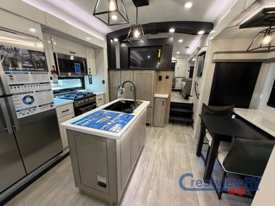 2026 Jayco Pinnacle - Photo 16