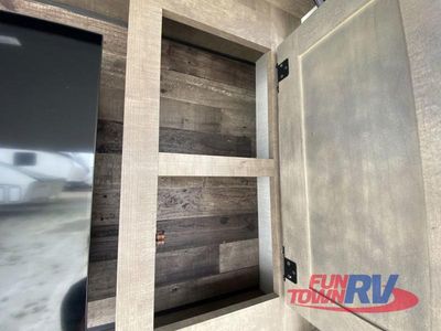 2024 Venture RV Stratus - Photo 16