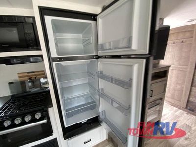 2024 Venture RV Stratus - Photo 38