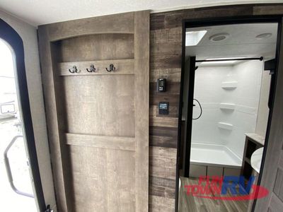 2024 Venture RV Stratus - Photo 23