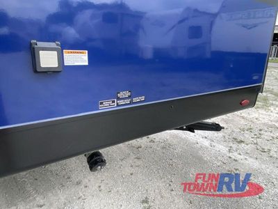 2024 Venture RV Stratus - Photo 10