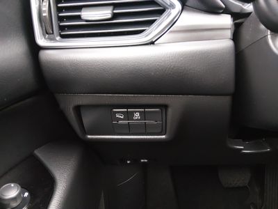 2025 Mazda CX-5 - Photo 13